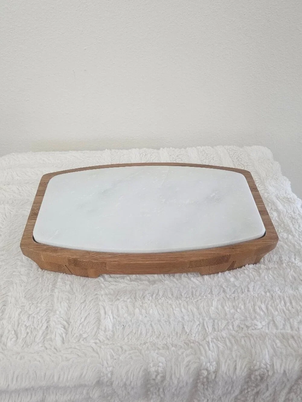 B. Smith cheese board set